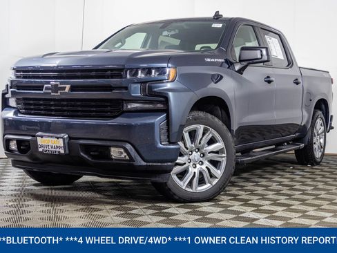 Used 2022 Chevrolet Silverado 1500 RST AWD/4WD image 2
