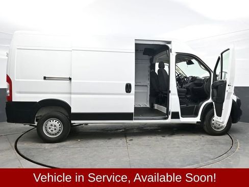 Used 2025 RAM ProMaster 2500 w/ Convenience Group image 44