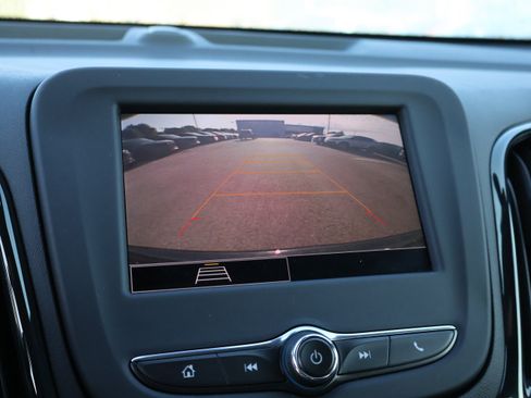 Used 2023 Chevrolet Equinox RS w/ LPO, Floor Liner Package AWD/4WD image 26
