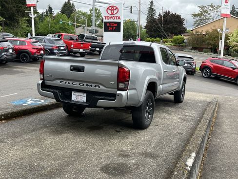 Certified 2023 Toyota Tacoma SR5 AWD/4WD image 7
