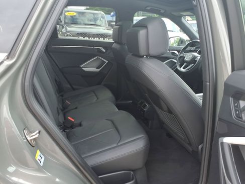 Used 2025 Audi Q3 2.0T Premium AWD/4WD image 9
