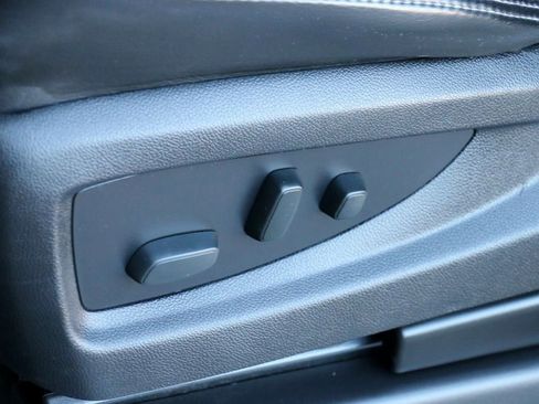 Used 2017 GMC Yukon Denali w/ Open Road Package image 25