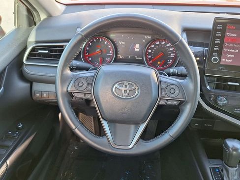 Used 2021 Toyota Camry XSE image 14