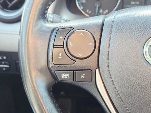 Used 2018 Toyota RAV4 Limited w/ Carpet Mat Package AWD/4WD image 30