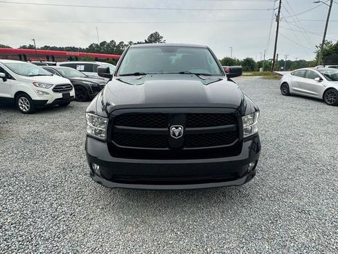 Used 2017 RAM 1500 Express RWD image 8