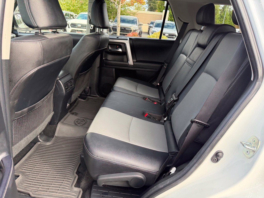 Used 2023 Toyota 4Runner SR5 Premium w/ Moonroof Package AWD/4WD image 16