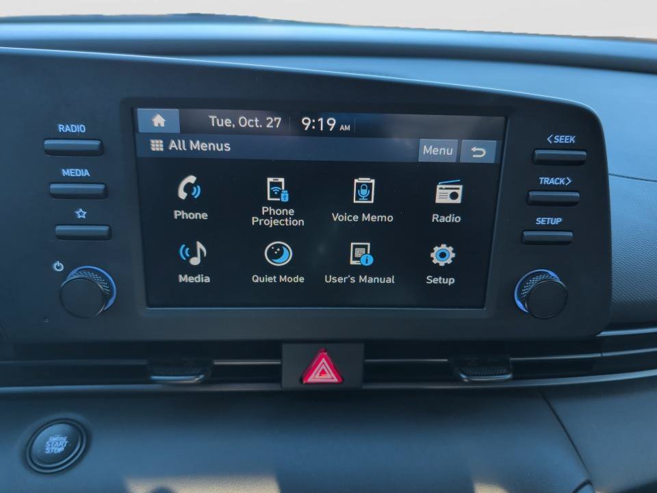 Certified 2025 Hyundai Elantra Sport FWD image 17