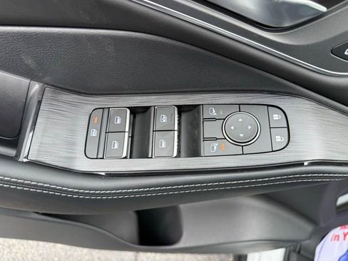 New 2026 Nissan Rogue Platinum w/ Platinum Premium Package image 11