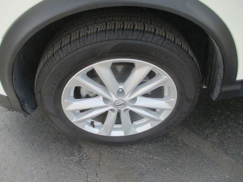 Used 2017 Nissan Rogue Sport SV w/ SV All-Weather Package image 13