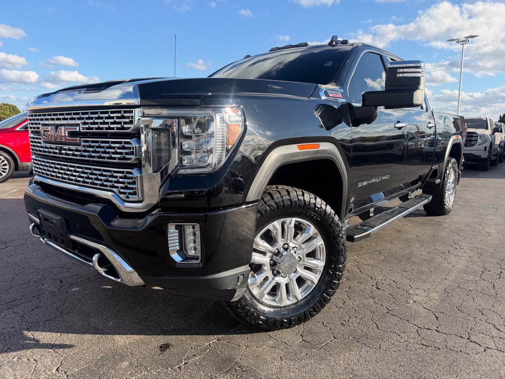 Used 2020 GMC Sierra 2500 Denali w/ Technology Package AWD/4WD image 2