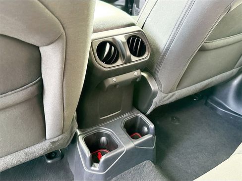 Used 2021 Jeep Wrangler Unlimited Willys image 28