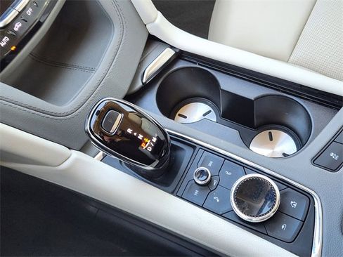 Used 2021 Cadillac XT5 Premium Luxury image 21