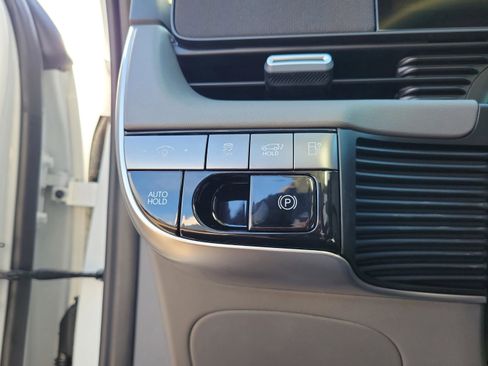New 2026 Hyundai Ioniq 5 SEL image 15