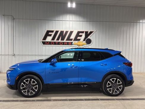 Certified 2024 Chevrolet Blazer RS w/ Enhanced Convenience Package AWD/4WD image 1