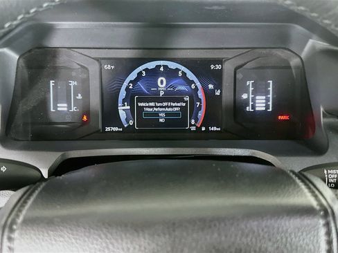 Used 2025 Toyota 4Runner SR5 AWD/4WD image 19