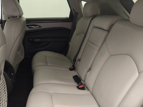 Used 2014 Cadillac SRX FWD image 17