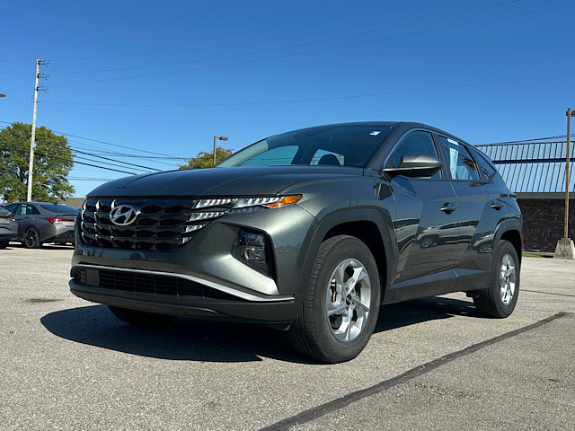 Used 2023 Hyundai Tucson SE AWD/4WD image 1