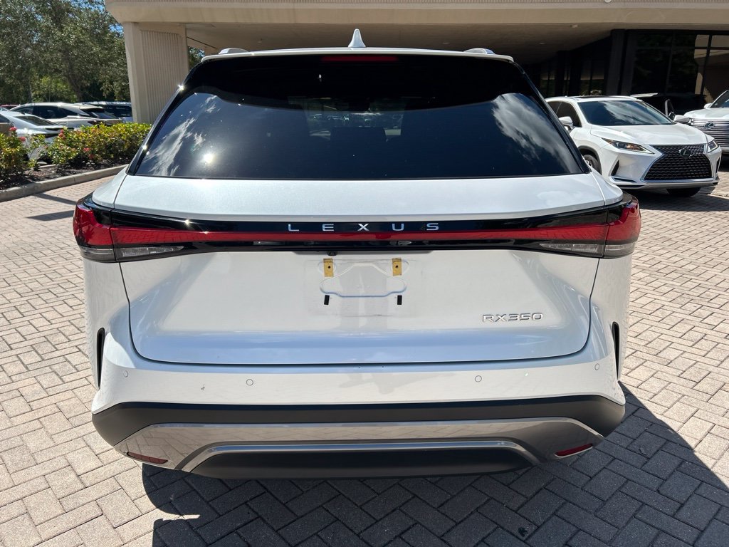 Certified 2026 Lexus RX 350 FWD image 4