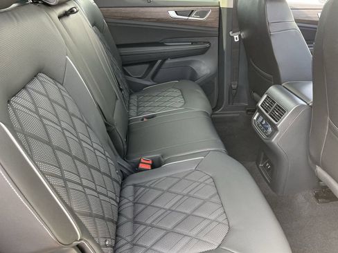 New 2026 Volkswagen Atlas SEL Premium R-Line AWD/4WD image 9