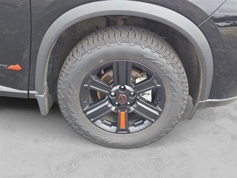 Certified 2025 Nissan Rogue SV image 10