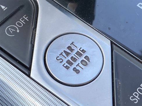 Used 2022 BMW 430i xDrive Convertible w/ Convenience Package image 9