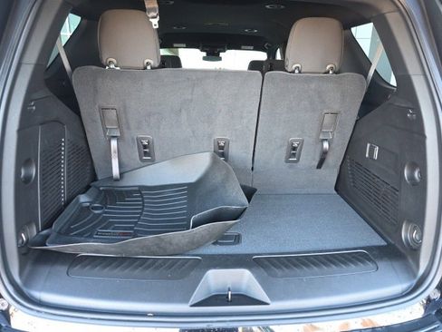 Used 2023 Chevrolet Tahoe LS image 17