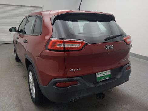 Used 2014 Jeep Cherokee Sport AWD/4WD image 6