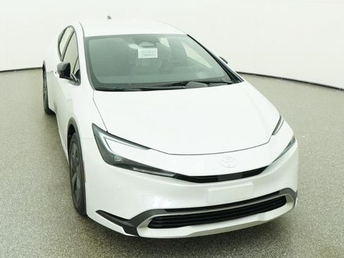 New 2026 Toyota Prius Plug-In Hybrid FWD image 14