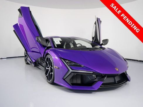 Used 2024 Lamborghini Revuelto AWD/4WD image 40