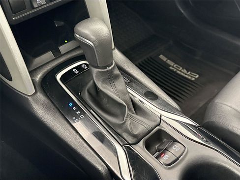 Certified 2025 Toyota Corolla Cross XLE FWD image 25