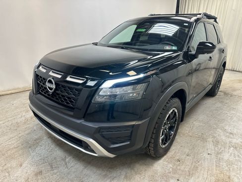 Certified 2024 Nissan Pathfinder Rock Creek image 10