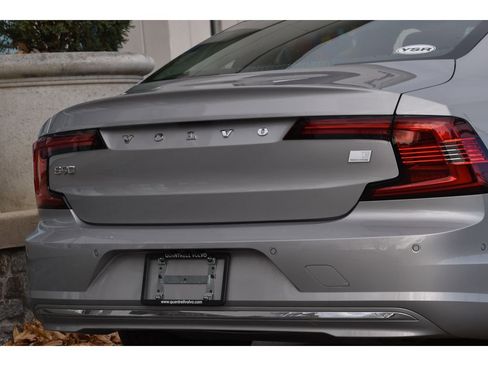 Certified 2024 Volvo S90 T8 Ultimate image 25