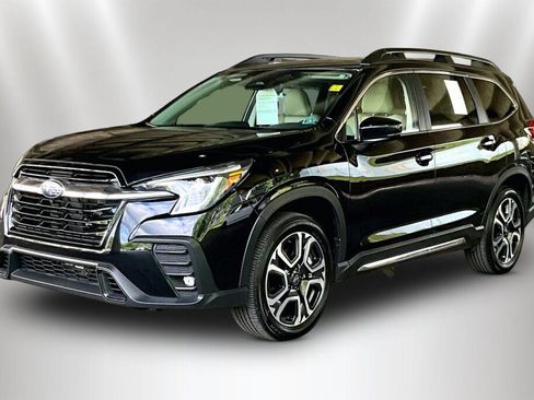 Certified 2026 Subaru Ascent Limited AWD/4WD image 3