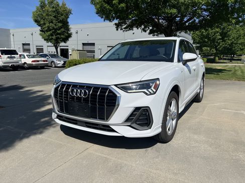Used 2020 Audi Q3 2.0T Premium Plus image 5