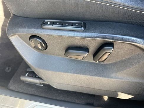 Used 2022 Volkswagen Atlas SEL image 12