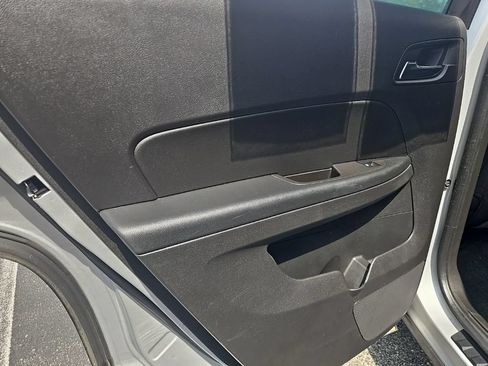 Used 2014 GMC Terrain SLE FWD image 36
