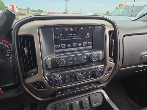 Used 2016 GMC Sierra 1500 Denali AWD/4WD image 9