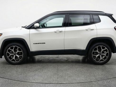 Used 2025 Jeep Compass Limited AWD/4WD image 5