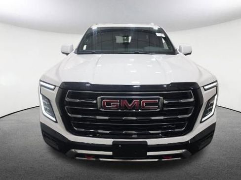 Used 2025 GMC Yukon AT4 image 2