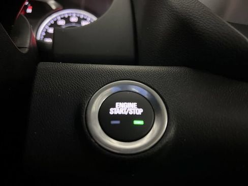 Certified 2024 GMC Terrain AT4 w/ Infotainment Package II AWD/4WD image 17