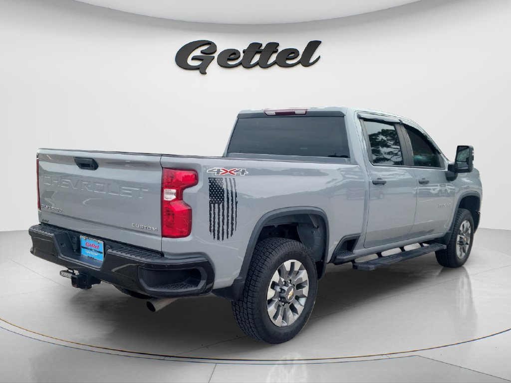Used 2024 Chevrolet Silverado 2500 Custom AWD/4WD image 5