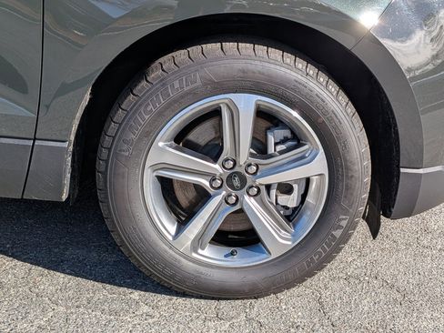 Certified 2024 Ford Edge SEL w/ Convenience Package image 12