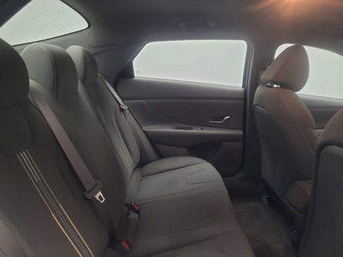Used 2025 Hyundai Elantra Sport FWD image 19