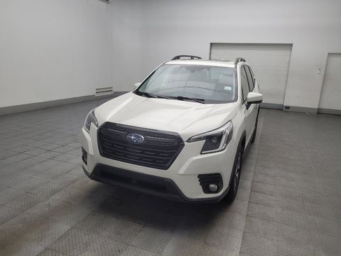 Used 2023 Subaru Forester Premium AWD/4WD image 15