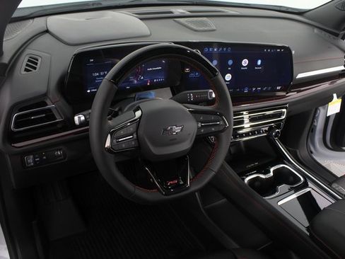 New 2026 Chevrolet Traverse RS w/ LPO, Floor Liner Package image 10