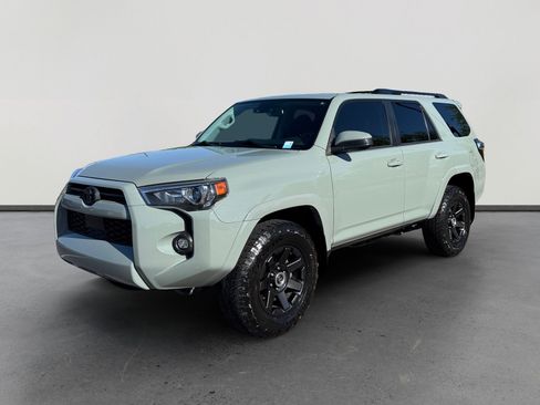 Used 2022 Toyota 4Runner Trail Special Edition AWD/4WD image 1