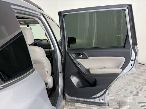 Used 2016 Subaru Forester 2.5i Limited AWD/4WD image 26