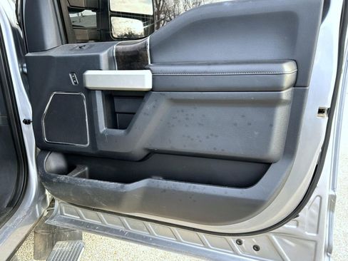 Used 2022 Ford F350 Lariat w/ Lariat Ultimate Package image 16