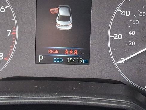 Used 2024 Toyota Corolla LE image 18