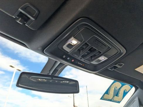 Used 2022 Chevrolet Silverado 2500 High Country w/ Z71 Off-Road Package image 35